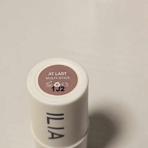 ILIA Set - Picture 7 of 12